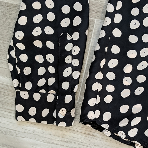 CAbi 100% silk polka dot blouse - Picture 3 of 7